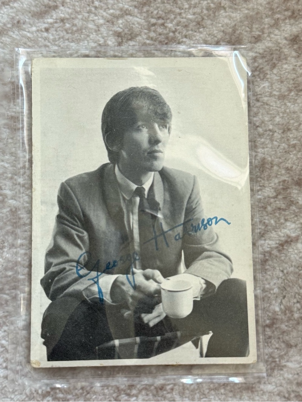 Vintage 1964 Topps Black & White George Harrison trading card